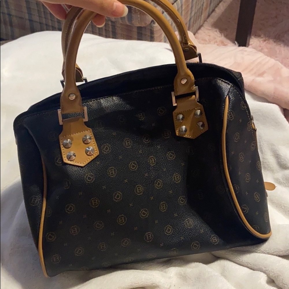 Cute handbag// SOLD